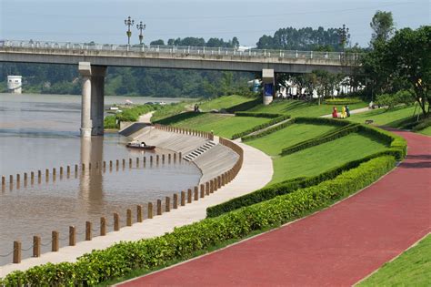 乐山滨河路综合整治工程将于4月底达到通车条件_四川在线