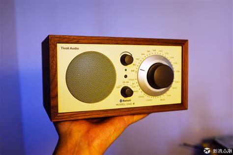 随时代进化的收音机：小米网络收音机增强版上手体验 | 爱搞机