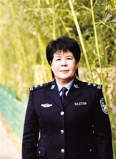 郑州女刑警刘成晓 当选7月“中国好人”-郑州之窗