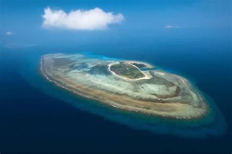 目前南沙群岛中国仅仅控制了偏北的那七八个岛礁，其他如南部一个都没有吗？网上说最近控制了琼台礁是否属实？ - 知乎