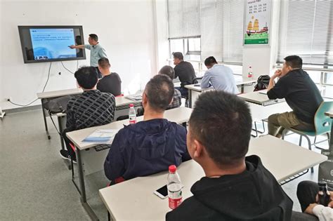 舟山初中信息技术“PYTHON程序教与学”新课程培训活动在定海二中举行