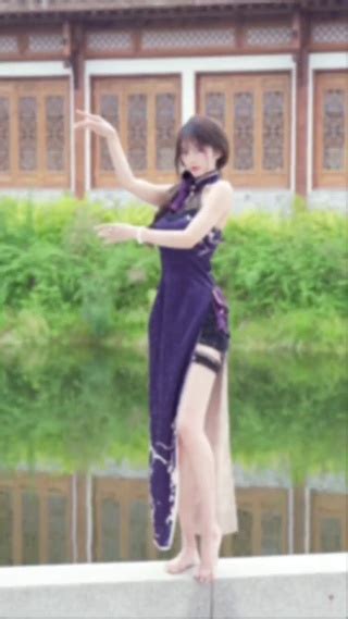 甜美女生主播跳舞图片头像