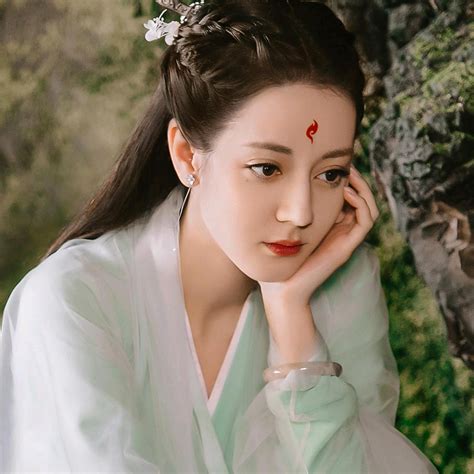 热巴头像图片古风女生