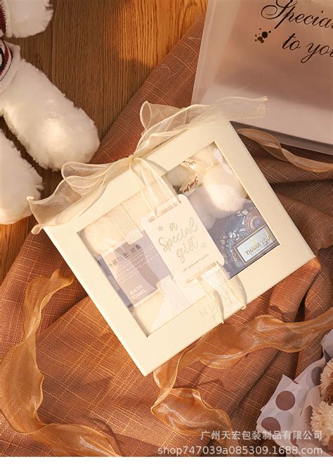 开窗透明礼盒天地盖生日礼品包装盒伴娘伴手礼圣诞新年空盒-阿里巴巴