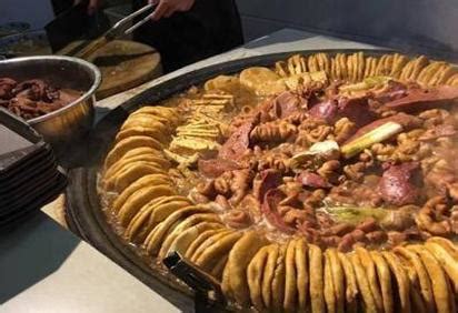 30元一大碗的老北京卤煮火烧，网友：明明就是猪肉的大杂烩|卤煮|火烧|老北京_新浪新闻
