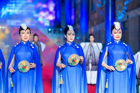 中老年模特首秀北京时装周 年龄最高达84岁（图）（42）-千龙网·中国首都网
