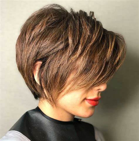 50 NEW Short Hair with Bangs Ideas and Hairstyles for 2023 - Hair Adviser