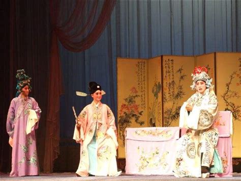 省京传统名剧《谢瑶环》受热捧 戏迷：看着就过瘾__财经头条