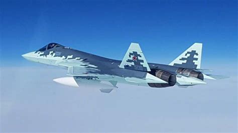 俄军T50战机让中美两国都懵了：隐身能力仅是歼20的千分之一_中国都市报