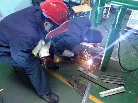 在东莞石龙考焊工证要多久拿证？