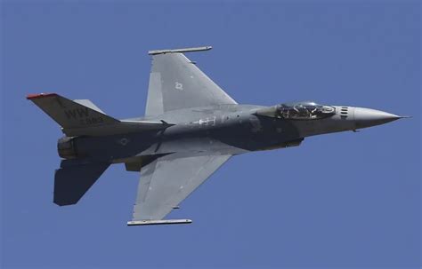 美乐琪合金苏35战斗机F16攻击机回力声玩具航模轰炸机歼击机盒装-阿里巴巴
