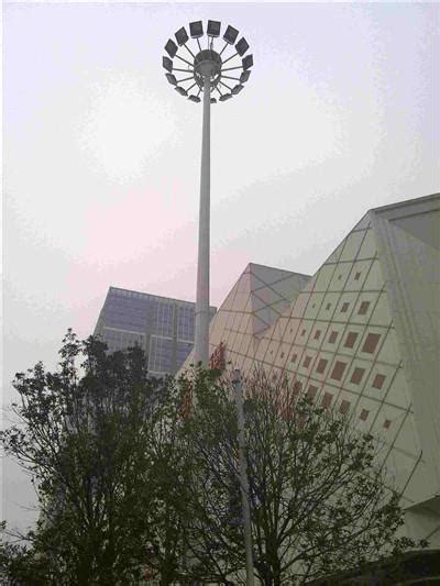 昌都广场12米15米高杆灯厂家直销6个200瓦LED价格-一步电子网