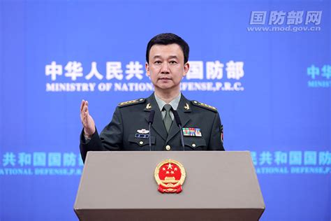 国防部：中印边界事态责任不在中方 中国海军舰艇警告驱离美舰_时政_中国小康网