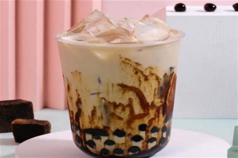 2022最受欢迎十大奶茶品牌排名：第一是芝士现泡茶的原创者，沪上阿姨上榜 - 十大排行 - 酷奇猫