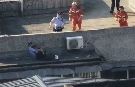 天河龙洞：8岁女童天台被反锁 爬水管逃生不慎坠亡_手机新浪网