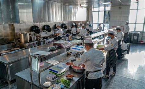 重磅！两项中央厨房国家标准和一项绿色外卖国家标准成功立项 - 管理资讯 - 新疆丝路特色餐饮研发中心