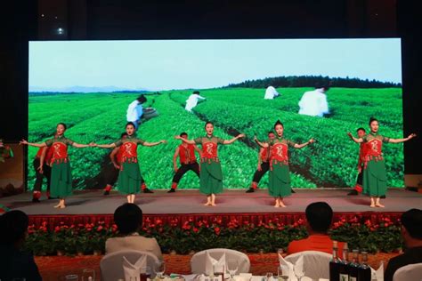 在咸宁跟着吃货的嘴巴走，同惠国际广场遛一遛！_土豆