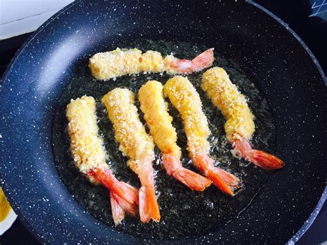 日式炸虾的做法_【图解】日式炸虾怎么做如何做好吃_日式炸虾家常做法大全_美滋滋咖啡兔_豆果美食