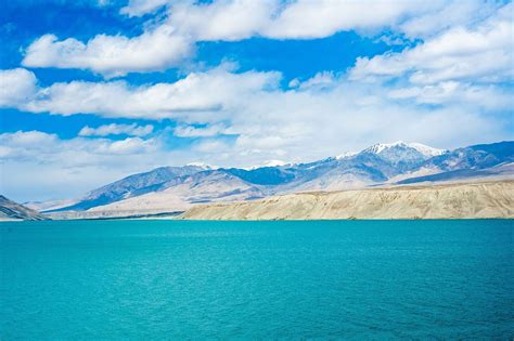 新疆帕米尔高原的白沙湖_喀什