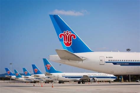 “五一”将至 南航集团计划投入航班2.2万班_北京时间