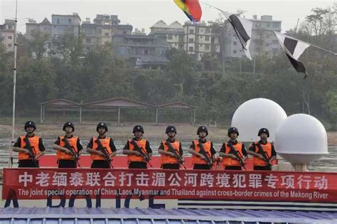 外媒：中美就遣返五名“红通人员”展开磋商_手机新浪网