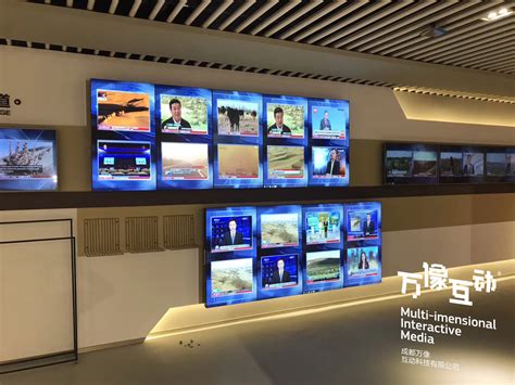 解析多媒体数字展厅之电动平移滑轨屏的使用优势-中亿睿