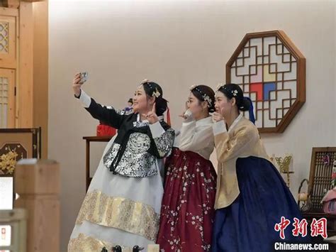 朝鲜族传统服饰 - 大众网
