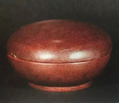 故宫珍藏的宋代汝窑天青釉瓷器，每一件都是传世珍宝