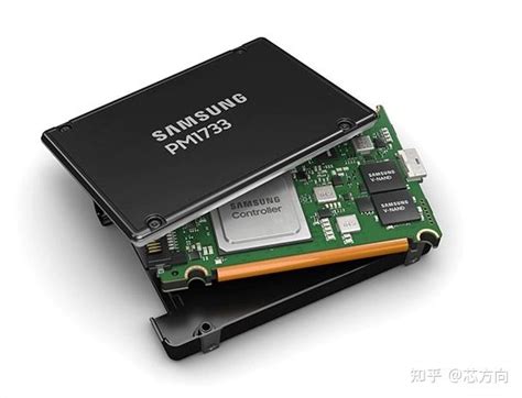 台电(TECLAST) 2TB SSD固态硬盘M.2接口(NVMe协议) 长江存储晶圆 国产TLC颗粒 PCIe4.0 7450MB/s 疾霆 ...