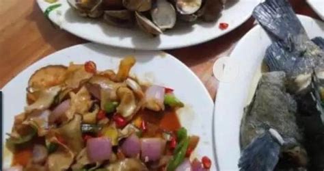 广西北海游客吃海鲜被宰，四个菜一千五百元：专挑外地游客|北海市|广西_新浪新闻