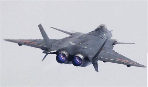俄媒：中国歼20还算不上第4代战机 仍有两个缺陷_手机新浪网