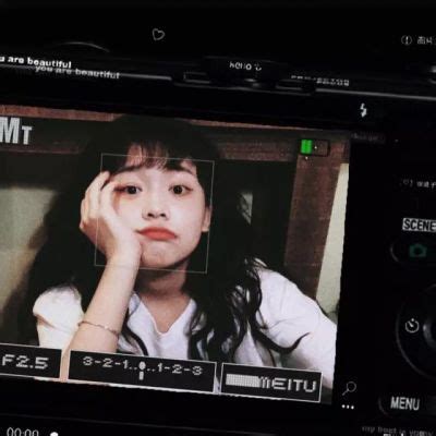 幼态甜美女生头像图片