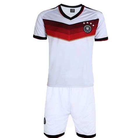 2014足球服德国球衣哪种牌子比较好 价格