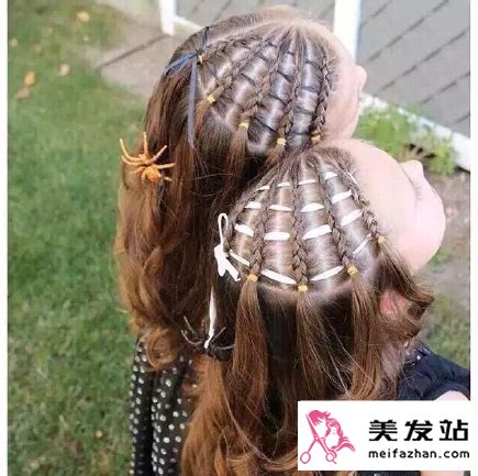 一款精致唯美的儿童彩带编发发型 给女儿这样扎尽显美丽大方_腾讯视频