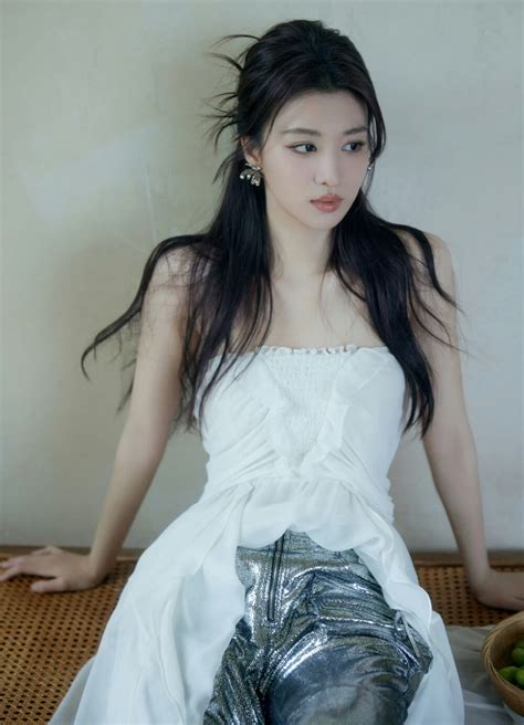 王楚然头像甜美女生