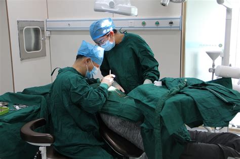钛植口腔上海新菲口腔门诊部种植牙可靠吗?医生技术很关键,种植牙-8682赴韩整形网