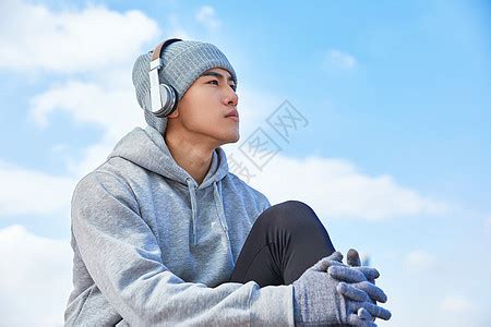非主流男生头像戴耳机