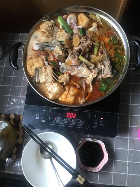 【鱼火锅的做法步骤图，鱼火锅怎么做好吃】Ange琪琪_下厨房