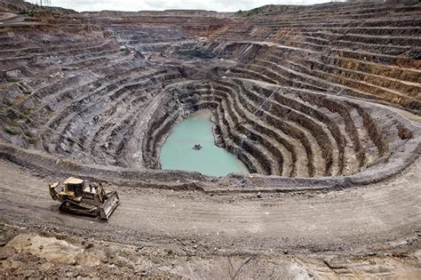 全世界钴矿的开采量和储量数据：刚果生产全球63%的钴 - 好汉科普