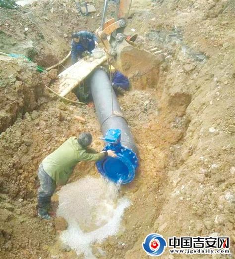 供水管道首次跨江联网 吉州青原自来水实现“拥抱”_吉安新闻网