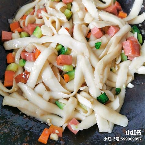 蔬菜火腿炒刀削面 - 蔬菜火腿炒刀削面做法、功效、食材 - 网上厨房