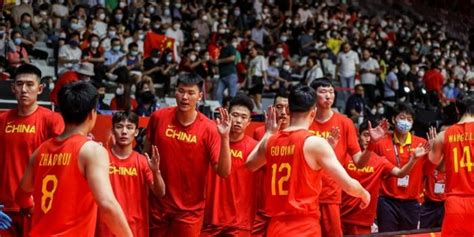 中国男篮击败日本取开门红 易建联郭艾伦等多名主力缺席_凤凰网