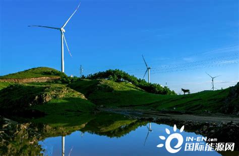 中国水利水电第八工程局有限公司 公司要闻 何家山风电项目51台风机全部吊装完成