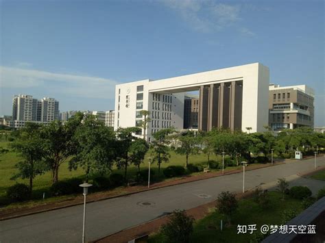 广东培正学院和广东白云学院哪个比较好？ - 知乎