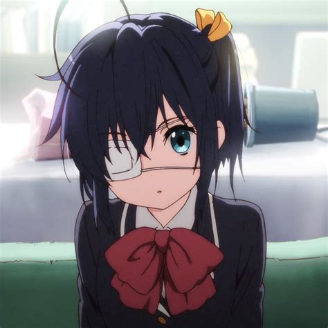 小鸟游六花图片