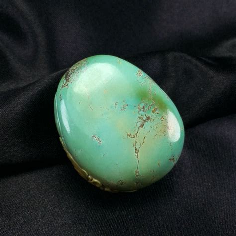 绿松石如何盘玩才能形成美丽的包浆-绿松石-珠宝乐园