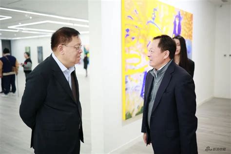 展览推荐丨北京金杜艺术中心开年首展“织梭光景”_手机新浪网