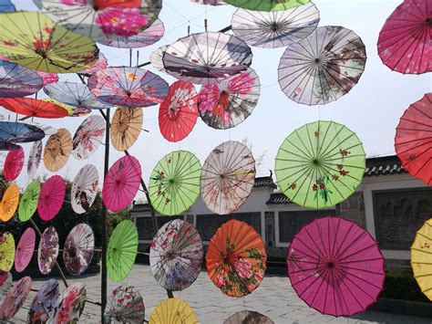 “传依”《非遗传承课堂》：石鼓镇油纸伞品牌化创新-湘潭大学艺术学院