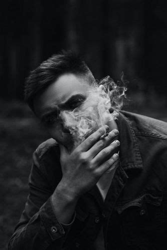 非主流头像抽烟的