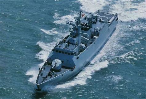 中国海军“开封”舰、“大庆”舰和“可可西里湖”舰对群众开放！